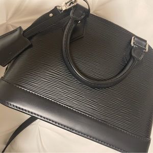 Louis Vuitton Alma BB